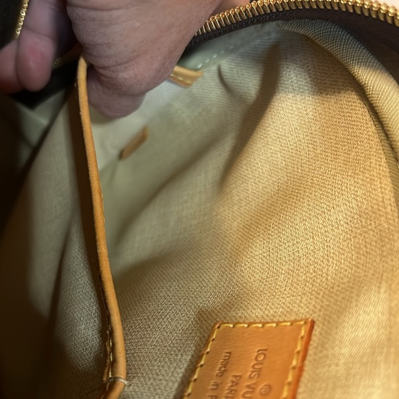 Pre loved authentic LV Trouville - Picture 12 of 13